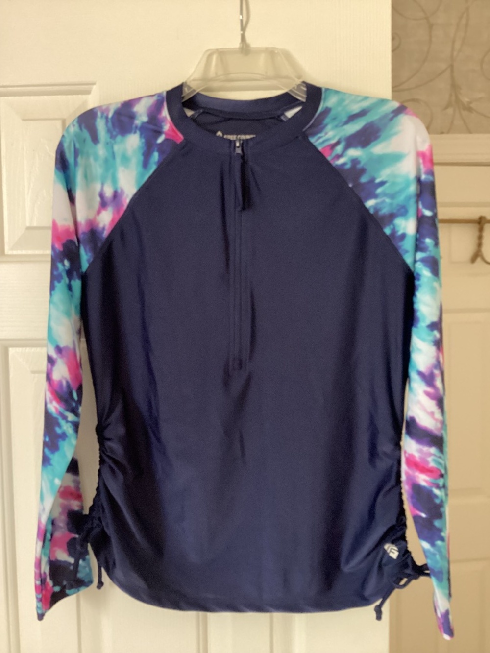 Free Country athletic shirt with spf size M